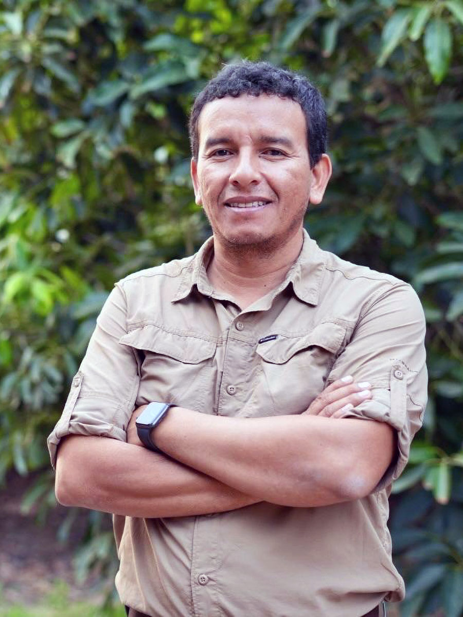 ING. CÉSAR FERNÁNDEZ