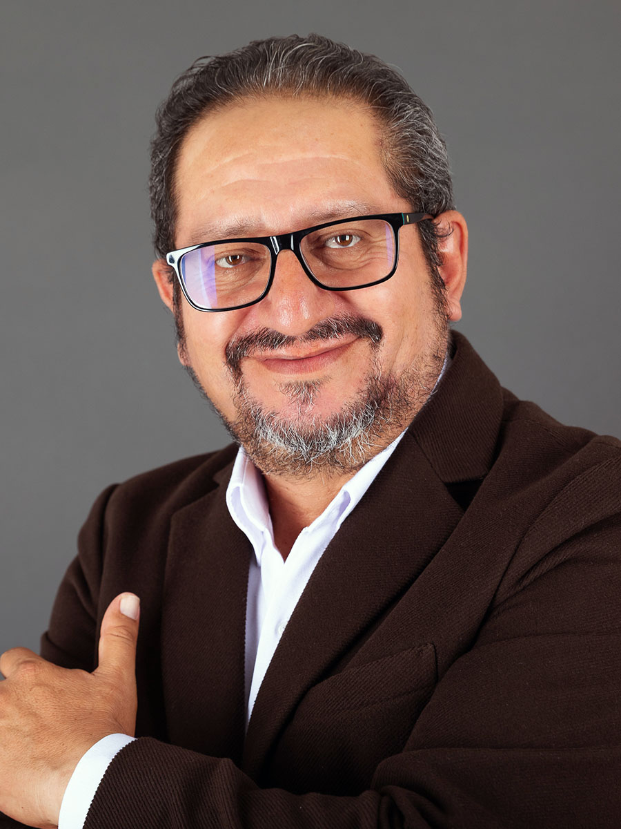ING. CÉSAR FERNÁNDEZ
